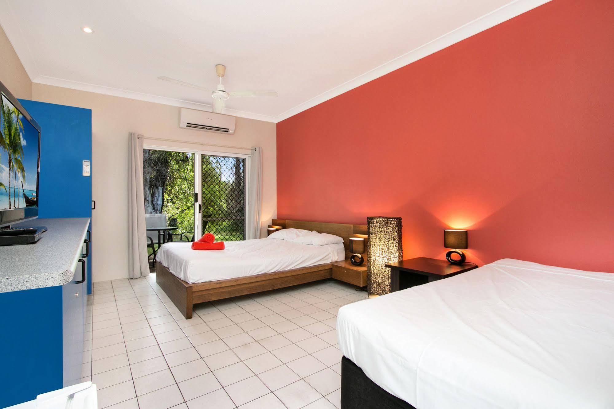 Coral Beach Lodge Порт Дуглас Экстерьер фото